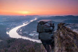 Sonnenaufgang am Lilienstein