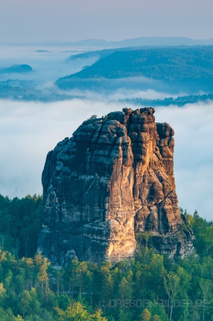 Falkenstein im ersten Morgenlicht