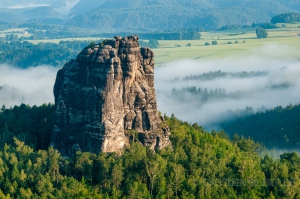 Der Falkenstein im Sommer