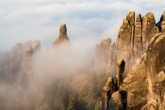 Schrammsteinkegel im Morgenlicht